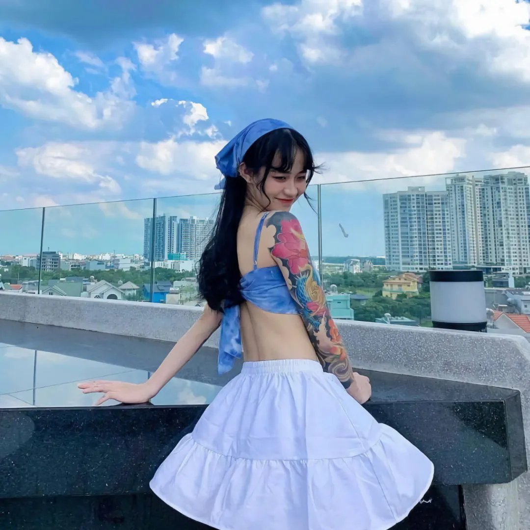 弯曲幸运草