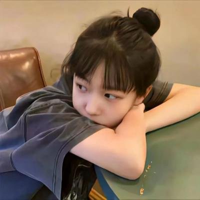 在光影中漫步:罗比穆勒